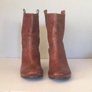 Frye Short brown heel booties